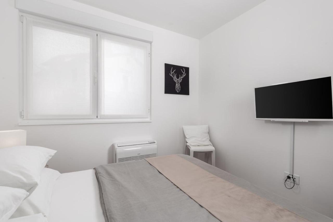 Apartment Mara Opatija With Rooftop Swimming Pool Ičići Eksteriør bilde